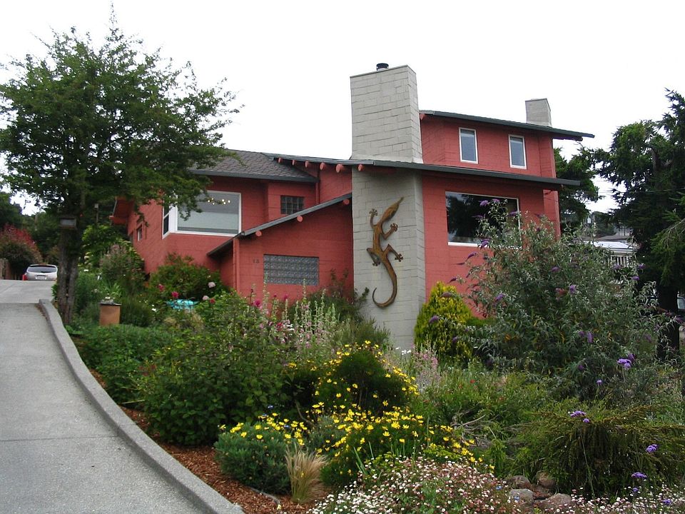 1st image of 13 Highland Blvd