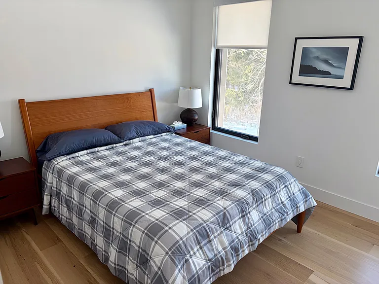 56 N Menantic Rd #B — Photo 9