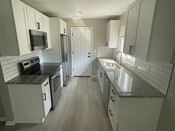 2nd image of 8012 Riverview Ave