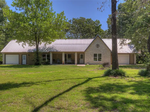 203 County Road 1946, Emory, TX 75440