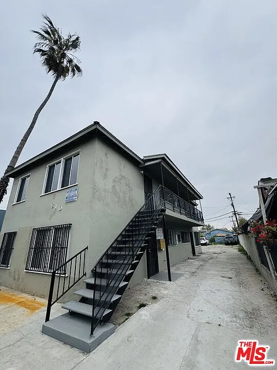 1 bed, 1.0 bath, 546 sqft, $1,850 — Photo 1