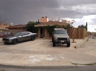 11356 Lake Erie Dr, El Paso, TX 79936