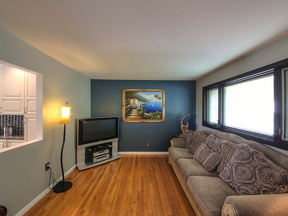 4th image of 4725 McCorry Dr