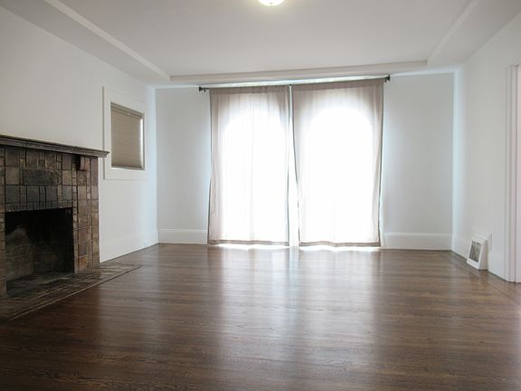 4th image of 40 Lunado Way
