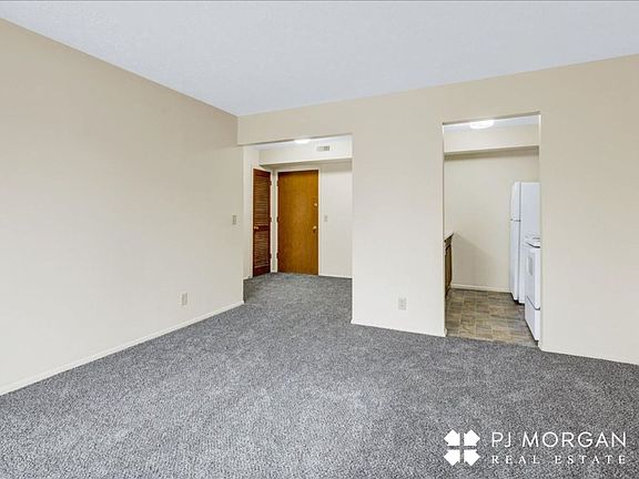 4th image of 10808 Oakbrook Cir #13