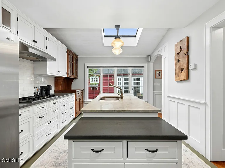 58 Sound Beach Ave — Photo 6