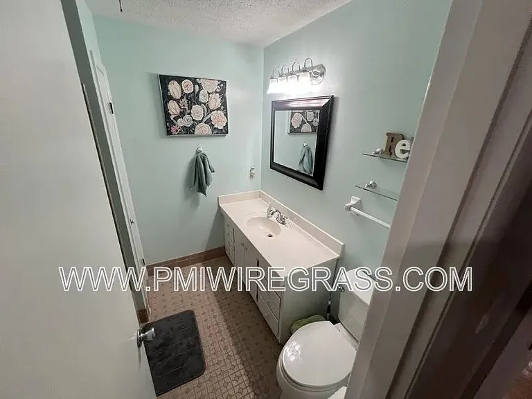 59 Andrews Dr — Photo 20