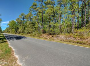 360 Cherry Rd, Southport, NC 28461