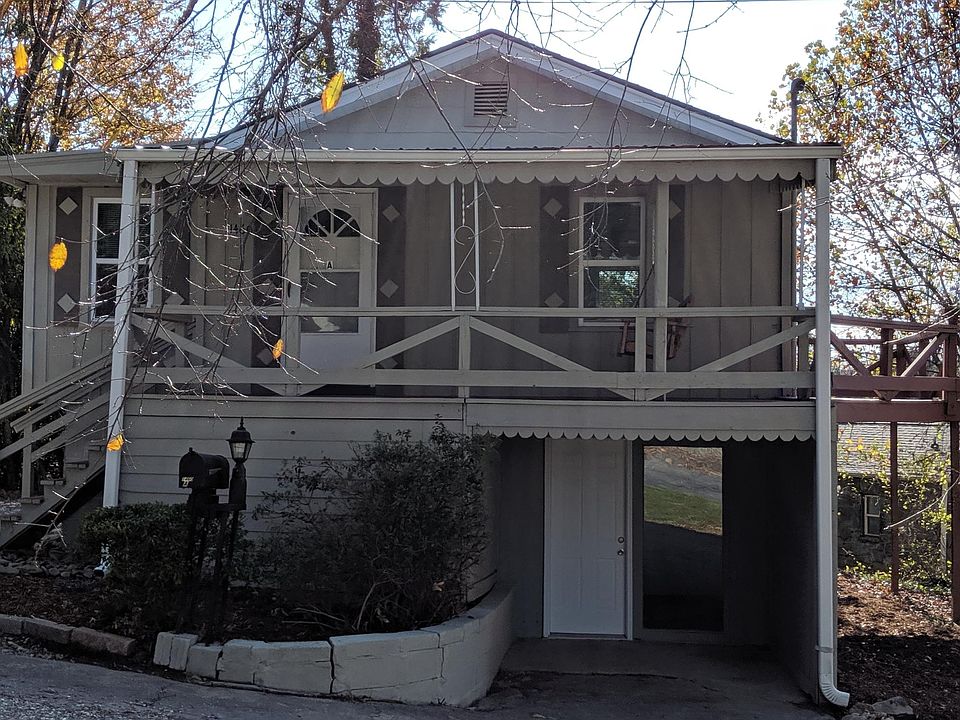 Front View (This is a house not apartment)