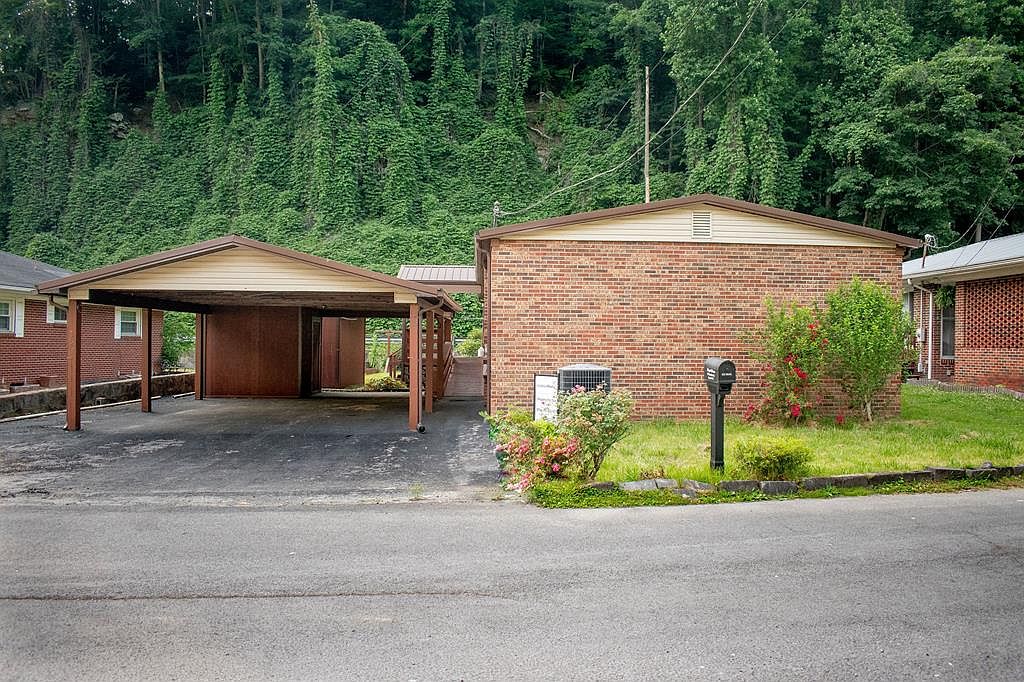 1123 Bend Of Slate Cir, Grundy, VA 24614 Zillow