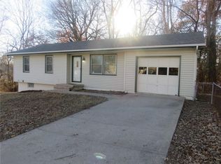 114 N Emerson St, Kansas City, MO 64119