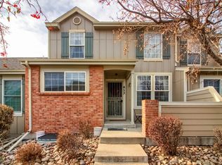 843 S Evanston Cir, Aurora, CO 80012