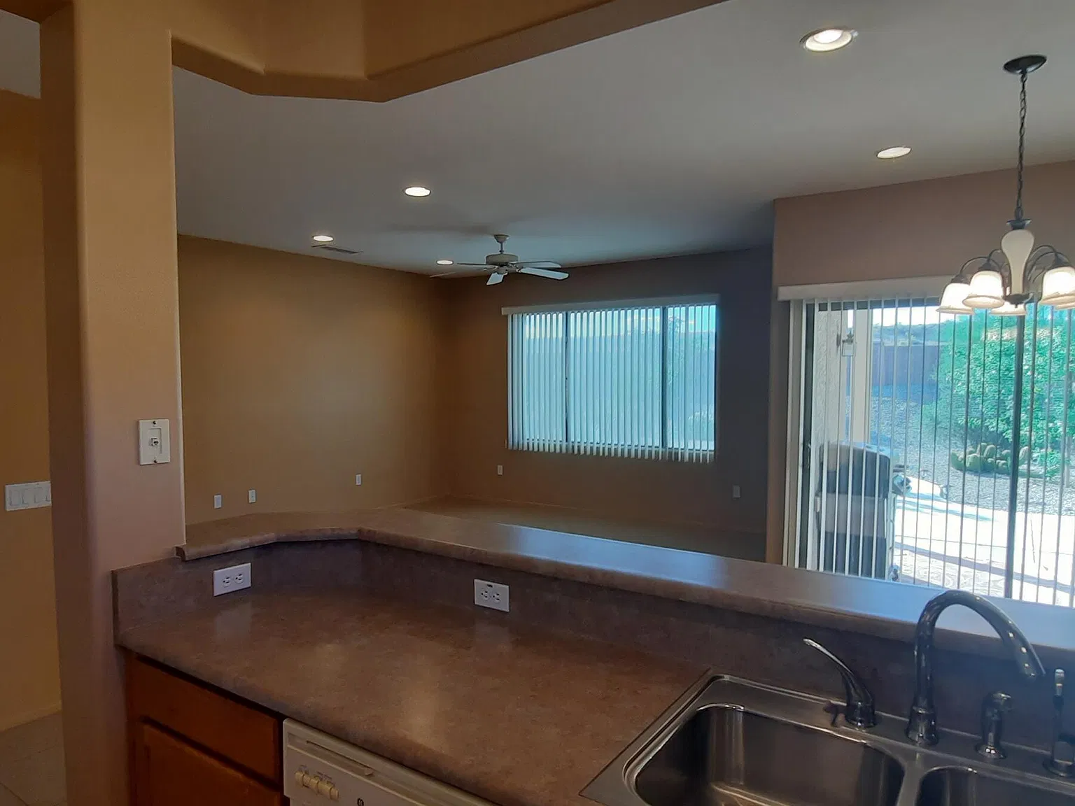 2 bed, 2.0 bath, 1244 sqft, $1,850 — Photo 4