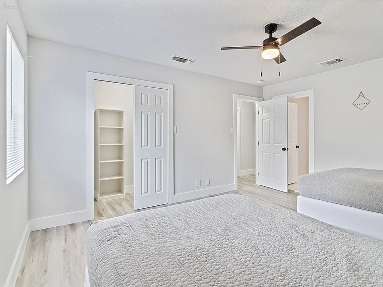2831 Whisper View St — Photo 70
