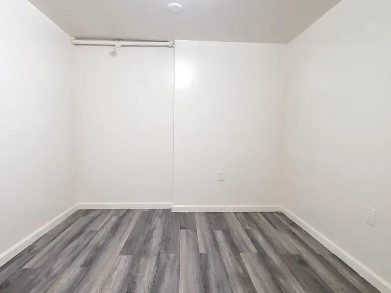2106 Arthur Ave #LL — Photo 6