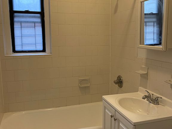 4th image of 14340 41st Ave #3O
