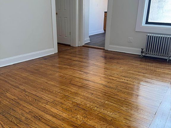 2nd image of 3118 35th St APT 3F