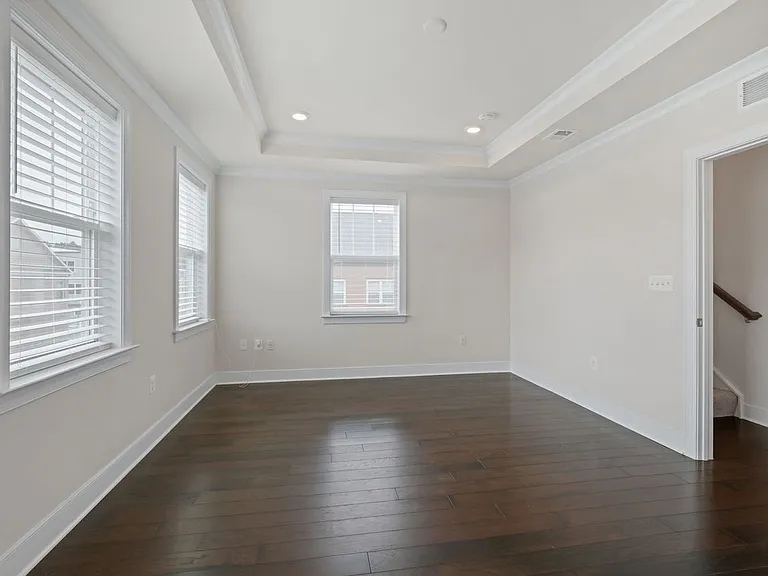 143 Rubens Dr — Photo 15