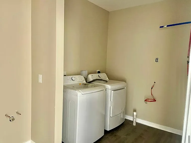 35 Brown St #35 — Photo 31