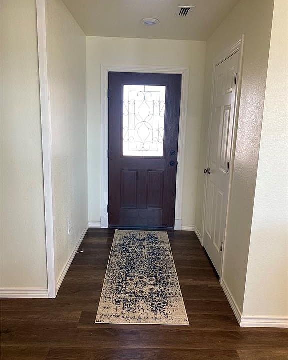 1st image of 702 Chanticleers Ln