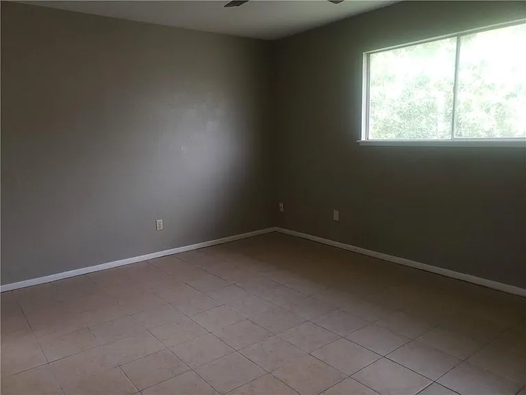 5057 Meandering Ln #C — Photo 6