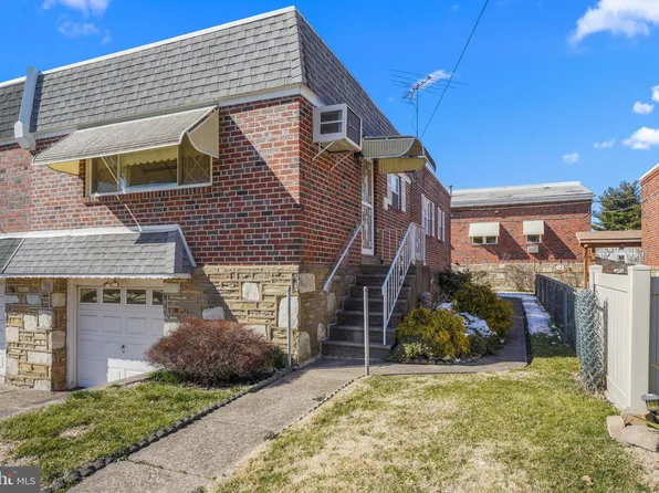 9602 Hoff St, Philadelphia, PA 19115