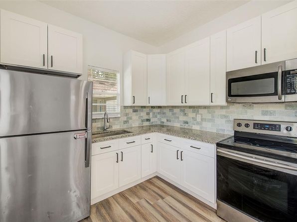 tampa-florida-82041754 picture