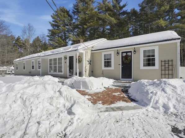 9 Kaneohe Ct, West Townsend, MA 01474