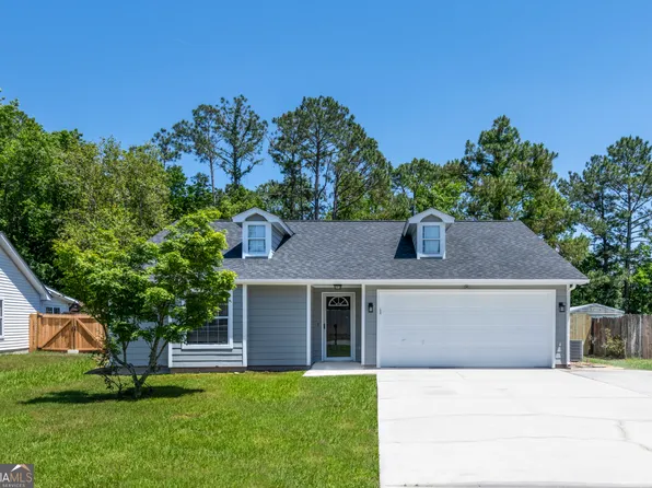 118 Lake Ashley Dr, Kingsland, GA 31548