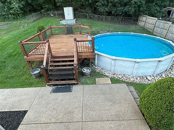 3rd image of 853 Walnut Hill Rd