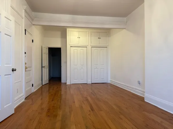 128 Milton Street image 2 of 10