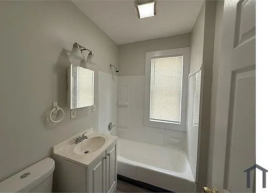 111 Smith St #1 — Photo 12