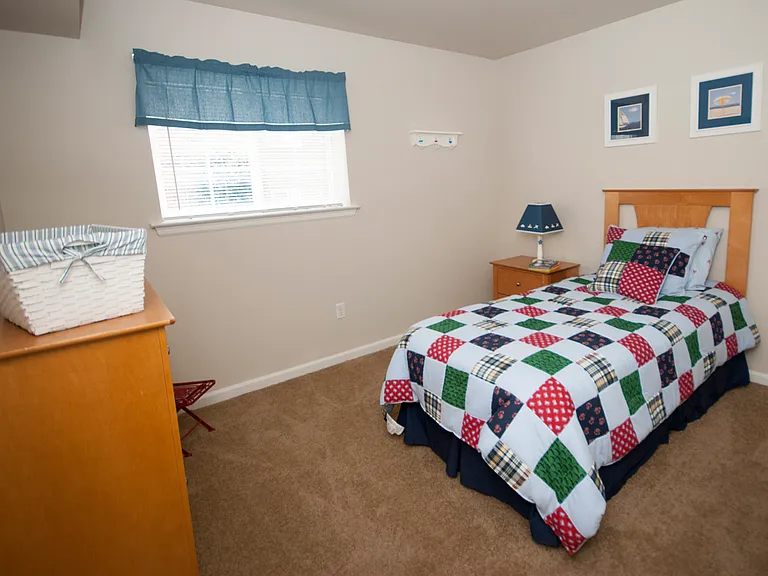 Salem Wood Apartments — Photo 13
