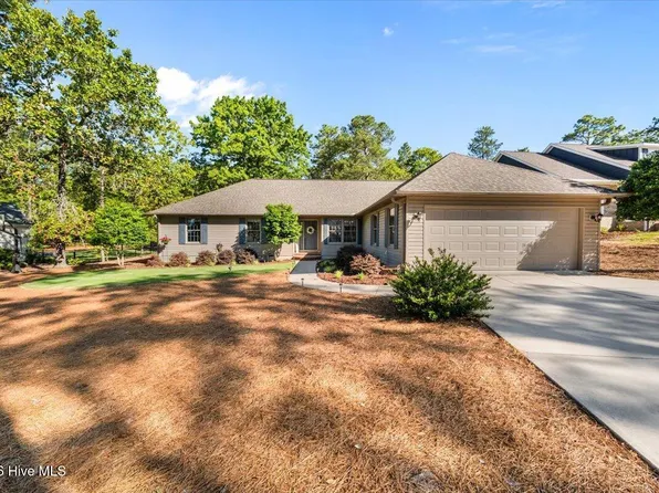 134 Fawnwood Drive, Seven Lakes, NC 27376
