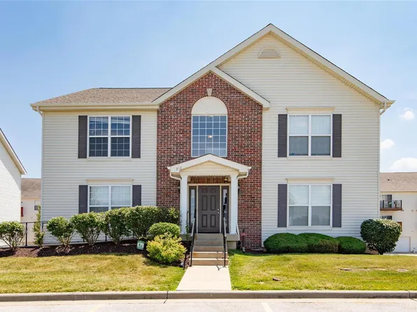 712 Harbor Woods Dr APT C, Fairview Heights, IL 62208