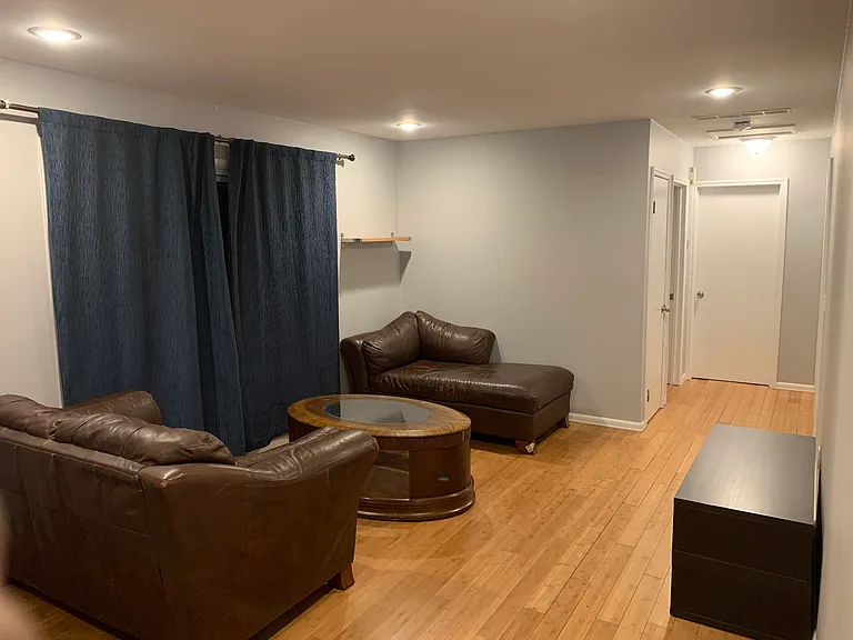 1541 Ann St — Photo 3