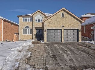 18 Silvercreek Cres, Barrie, ON L4N 0Z8