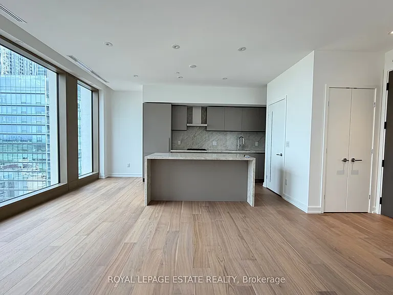 1315 Bay St #2201 — Photo 17