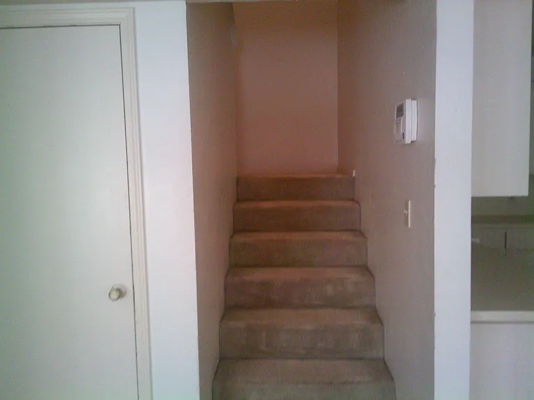 5402 NW Sir Brian Ave — Photo 4