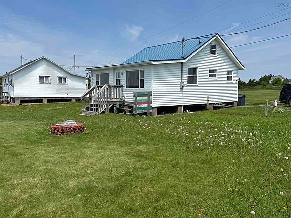 2nd image of 115 Fishing Point Rd