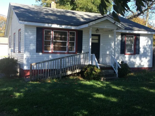 1922 Gentry Mem Hwy, Pickens, SC 29671