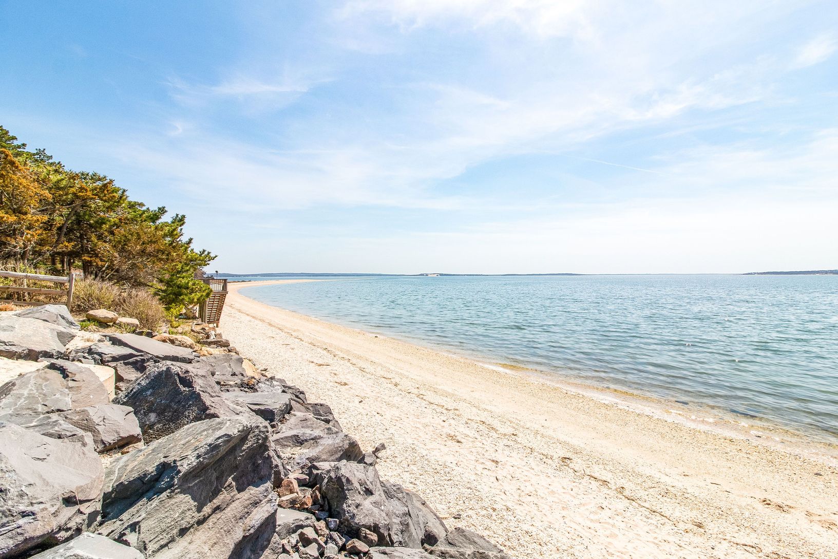  Beach at the end of the point - access a few steps away from house