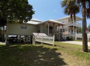 8040 F St, Cedar Key, FL 32625