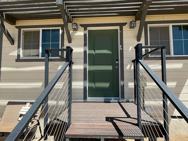 4884 Avenida Del Sol #2 — Photo 8