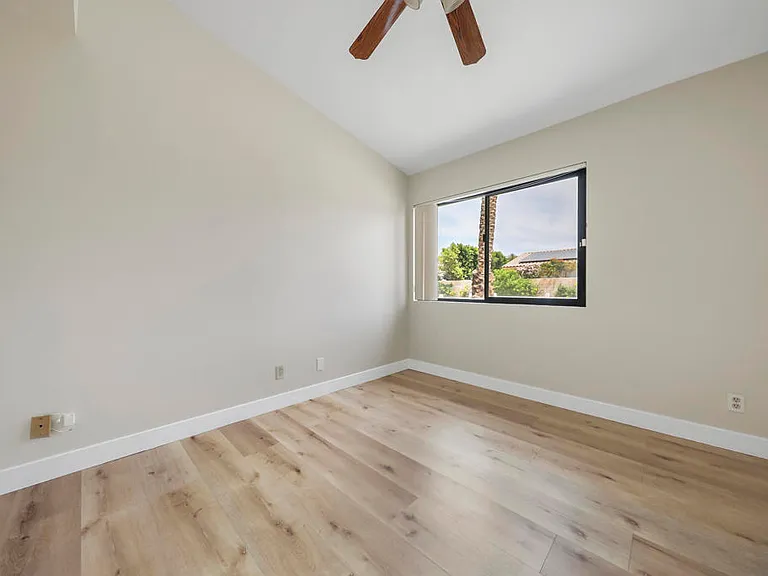 74237 Catalina Way — Photo 16