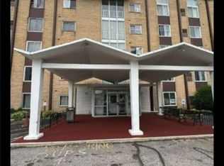 25735 Lorain Rd UNIT 222, North Olmsted, OH 44070