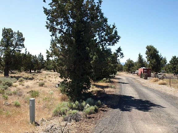 3rd image of 23179 Tumbleweed Dr