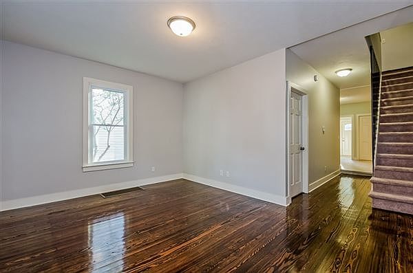005-Living_Room-1013333-print