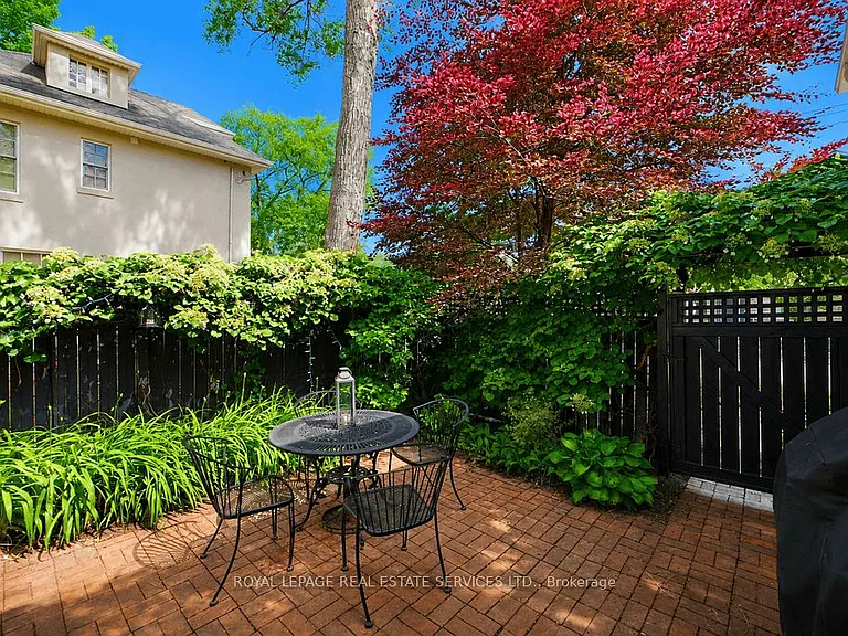 124 Chisholm St — Photo 43