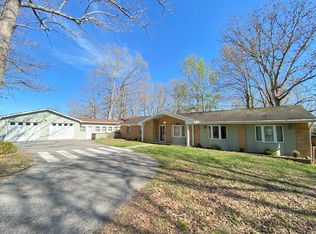 1050 Reese Harmon Ridge Rd, Rock, WV 24747